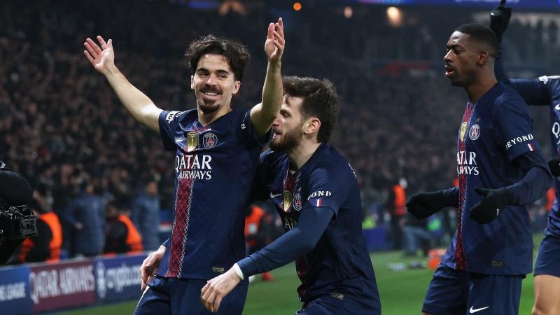 玩家许愿成真了？国民级游戏跨龄联动，玩家：要和妈妈抢手机了